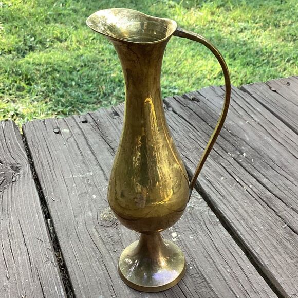 Vintage Brass Pitcher Vase India Bud Flower Vase with Handle Decor - Picture 1 of 4